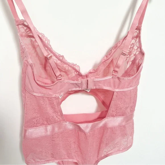 ASOS Pink Lace Bodysuit - Picture 7 of 13